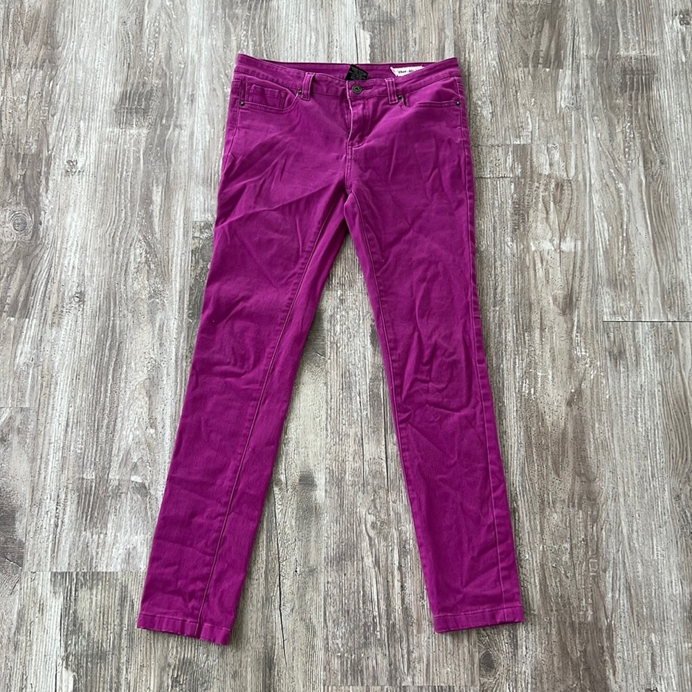 Chor brand size 7 fuschia skinny jeans with stretch